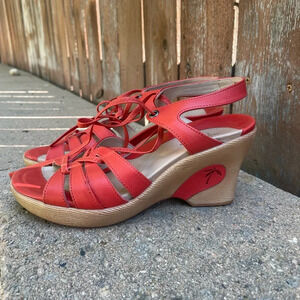DROMEDARIS Women’s Red Leather Wedge Heel Platform Sandals Tie Straps Size 38